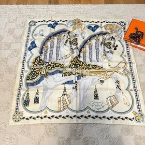 Hermès 90cm Silk Scarf Harnais De Coeur